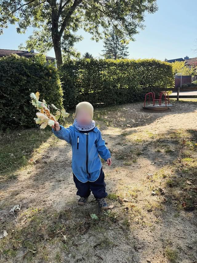 Mehr über den Artikel erfahren Spielplatzbesuch