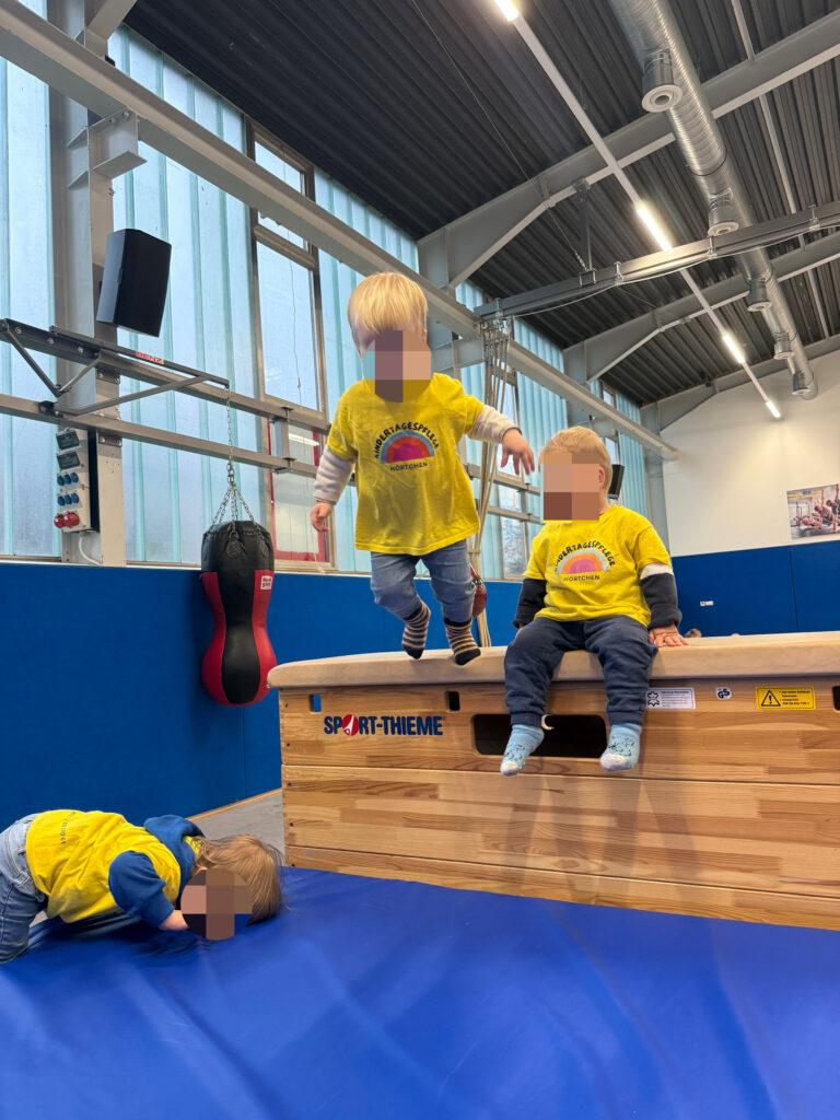 Mehr über den Artikel erfahren Kinderturnen